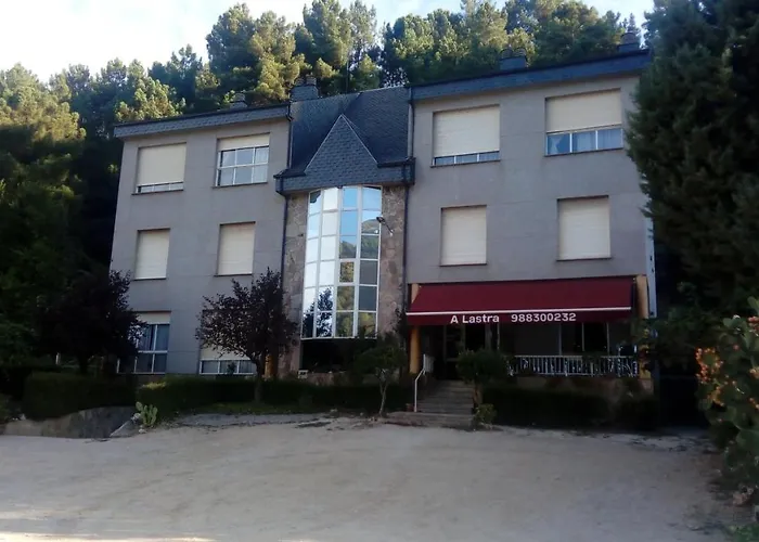 Pensionat A Lastra *